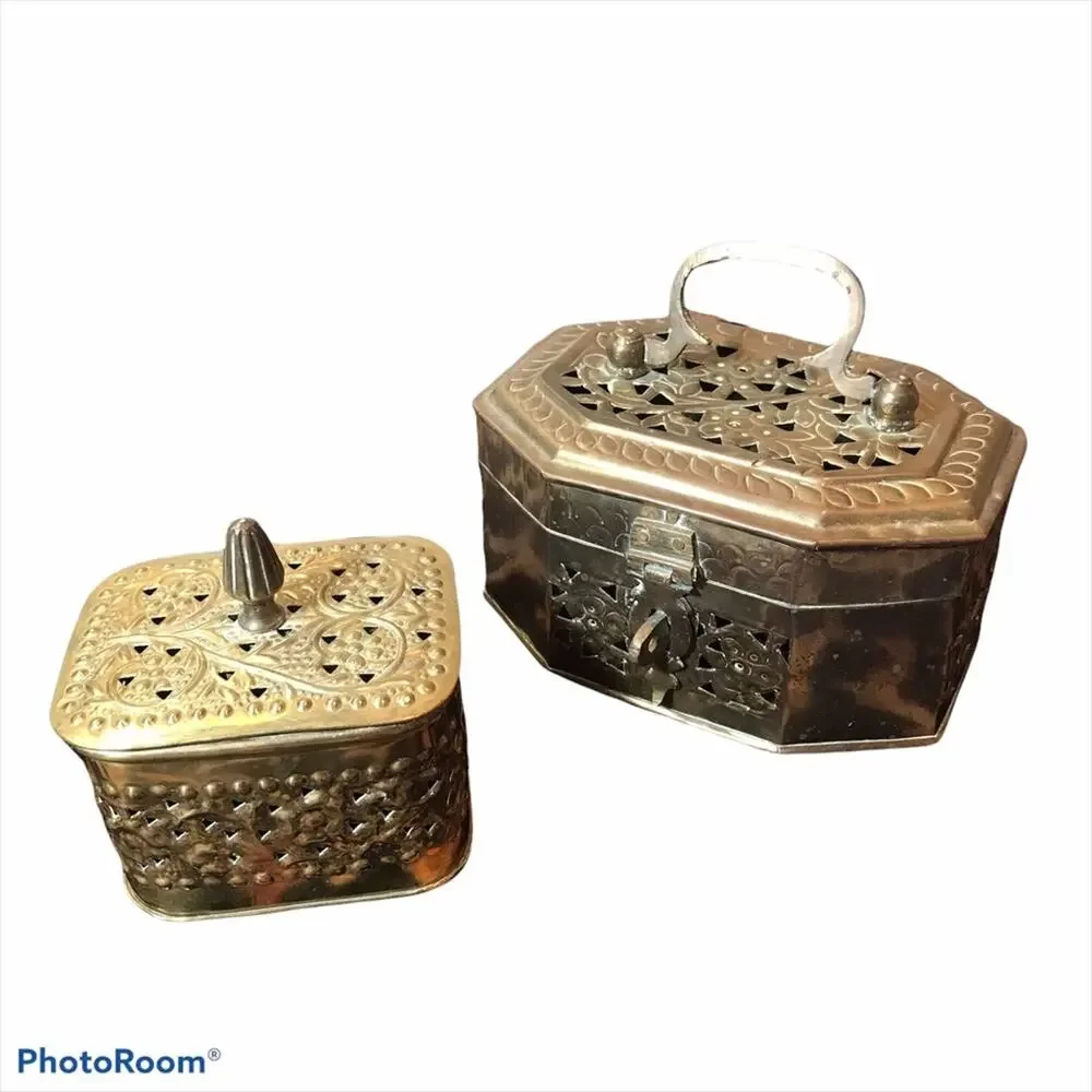 VINTAGE 70s BRASS BOXES with Floral designs KEEPSAKE OR POTPOURRI HOLDERS